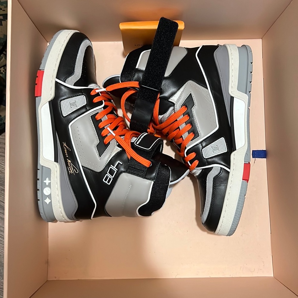 Virgil Louis Vuitton Mens Calfskin LV trainer sneakers